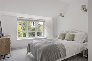 Photo 32- click for photo gallery